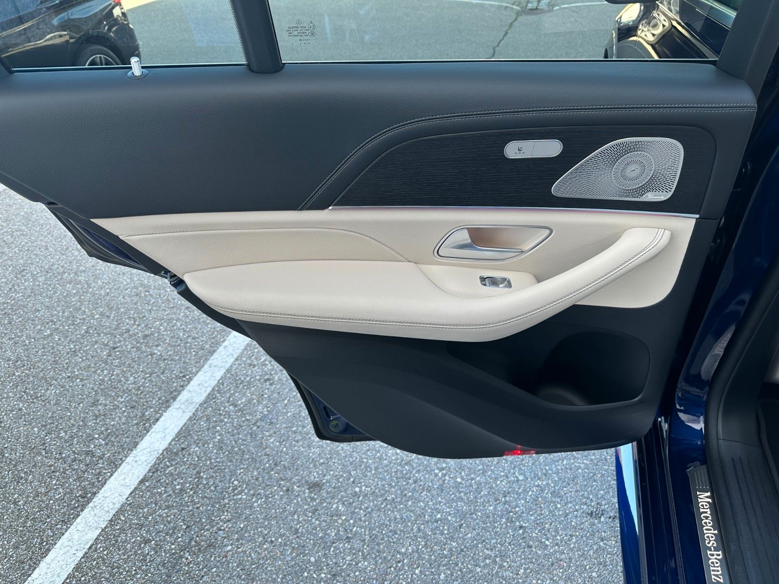 Fahrzeugabbildung Mercedes-Benz GLE 450d 4Matic AMG DISTR,HUD,PANO,LUFT,BURM,AHK