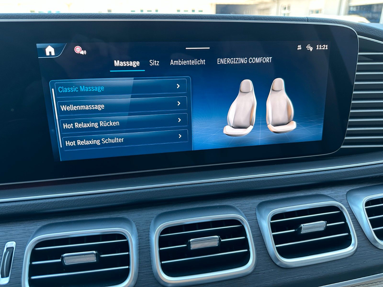 Fahrzeugabbildung Mercedes-Benz GLE 450d 4Matic AMG DISTR,HUD,PANO,LUFT,BURM,AHK