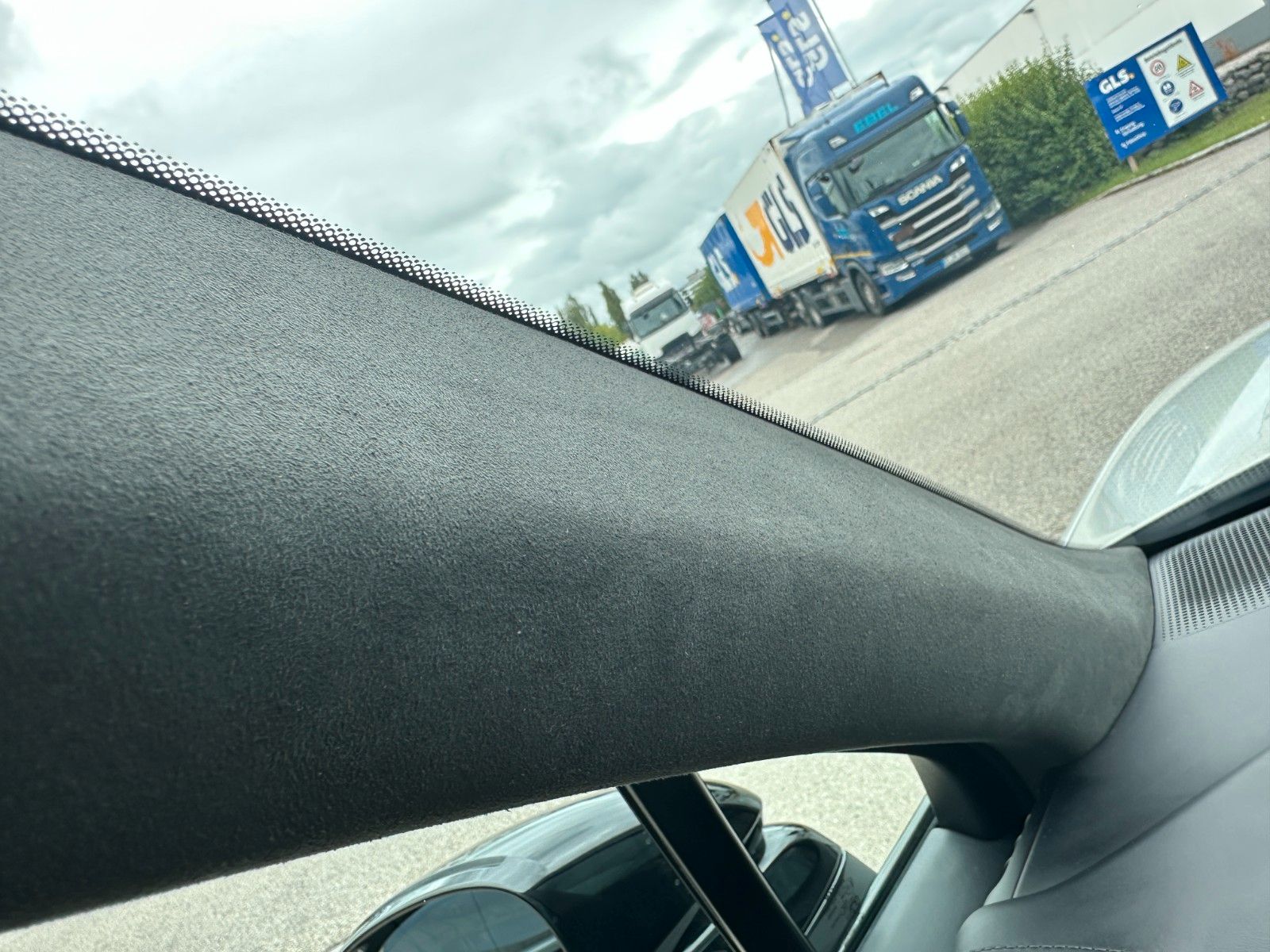 Fahrzeugabbildung Porsche Cayenne GTS ACC,PANO,BOSE,LUFT,AHK,SPORTCRP,Usw