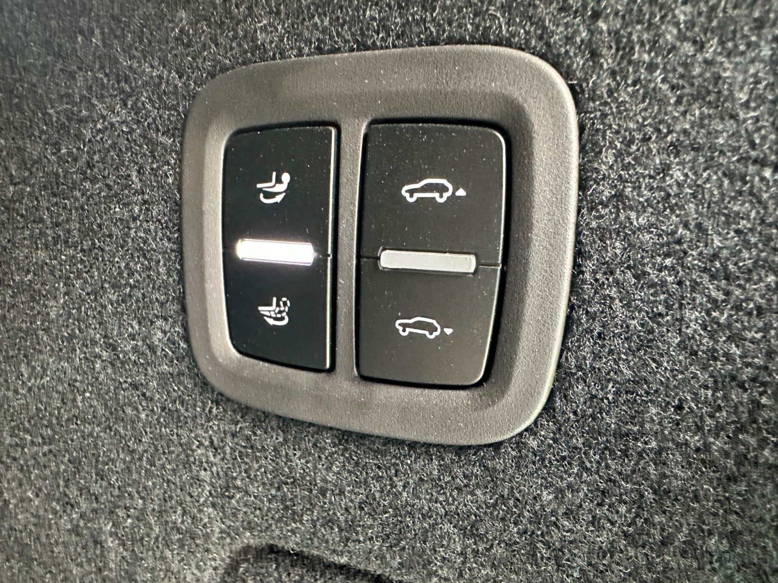 Fahrzeugabbildung Porsche Cayenne GTS ACC,PANO,BOSE,LUFT,AHK,SPORTCRP,Usw