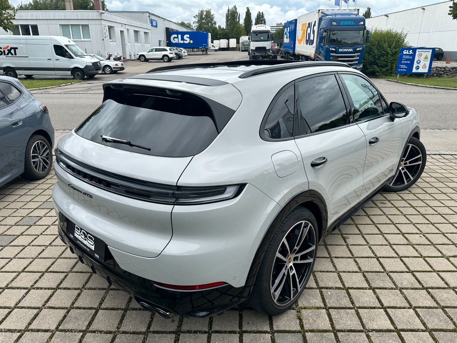 Fahrzeugabbildung Porsche Cayenne GTS ACC,PANO,BOSE,LUFT,AHK,SPORTCRP,Usw