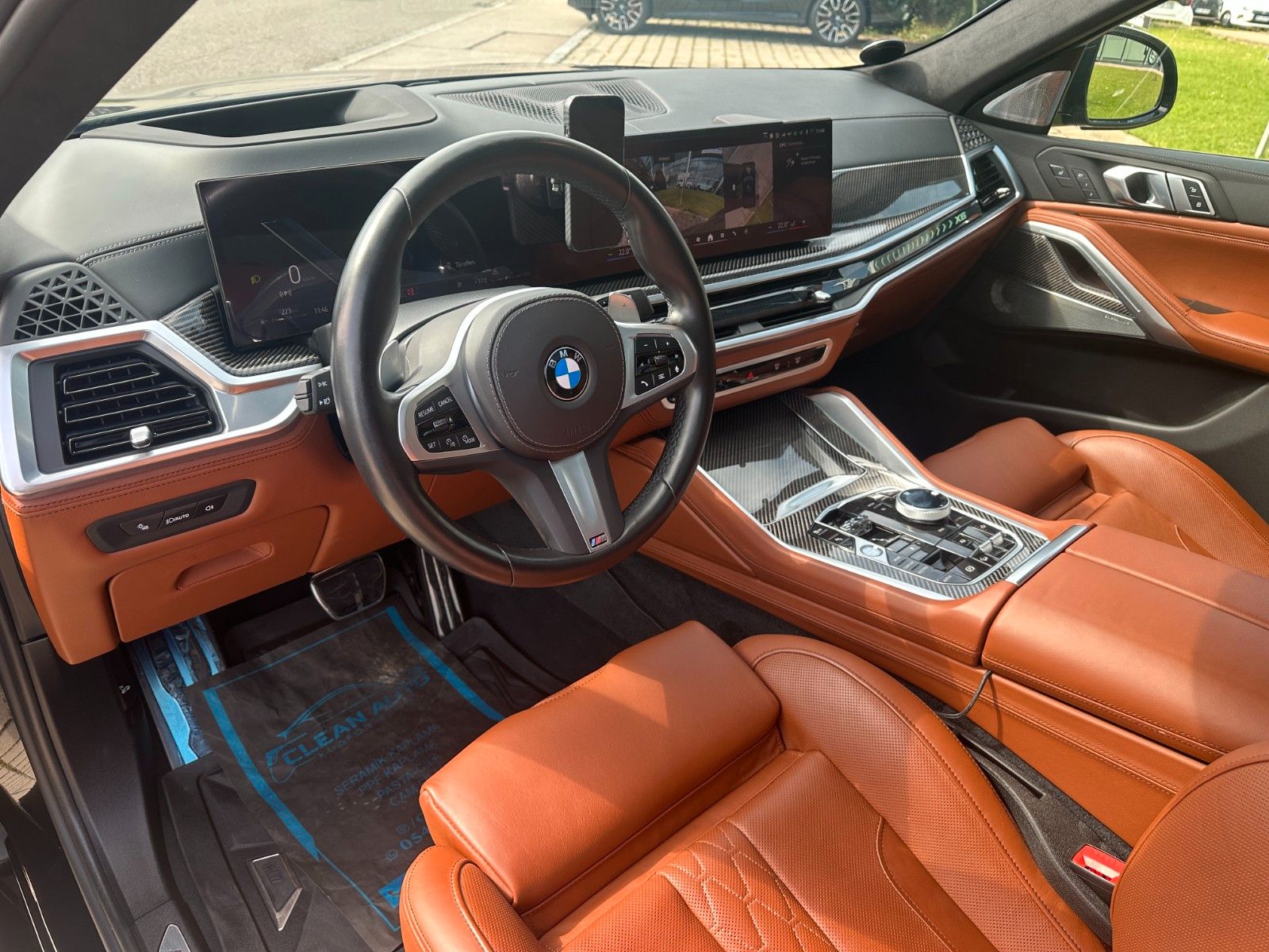 Fahrzeugabbildung BMW X6 40d xDrive MSport ACC,HUD,SKYL,B&W,LUFT,AHK..