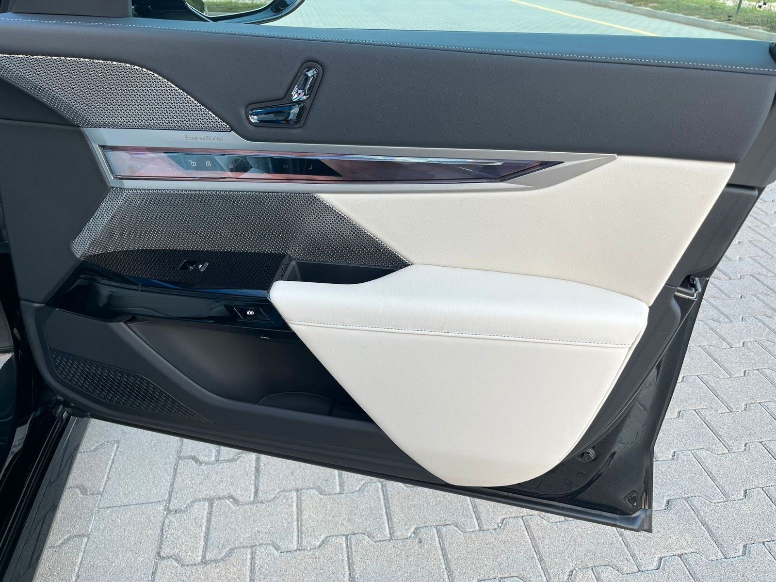 Fahrzeugabbildung BMW 740d xDrive MSport ACC,Tv,Sky,Aut.Tür,Executive.