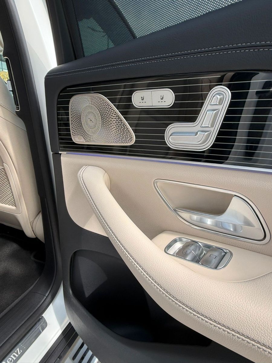 Fahrzeugabbildung Mercedes-Benz GLS 450d 4Matic AMG PREM PLUS, VOLL, MWST AUSW