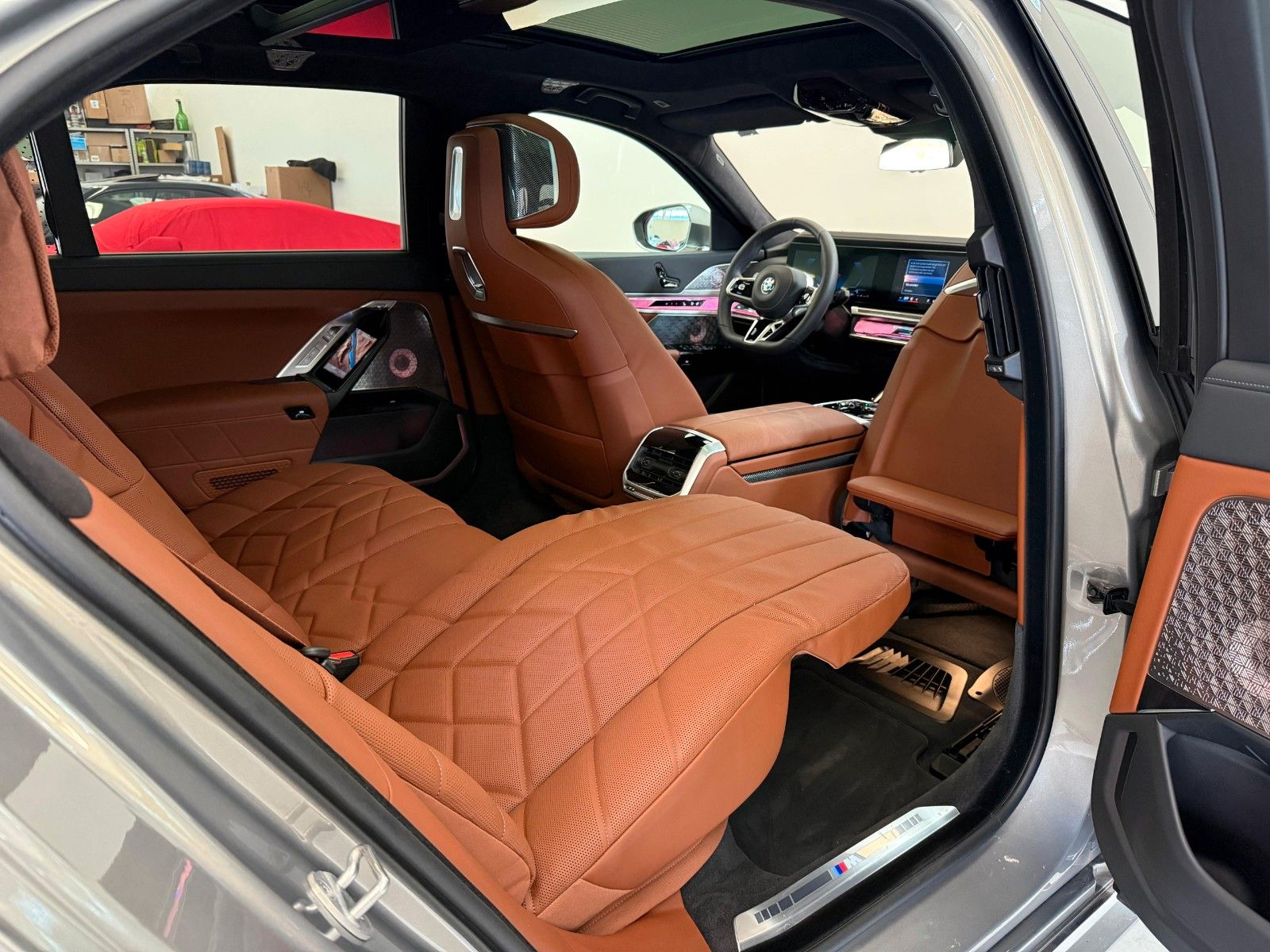 Fahrzeugabbildung BMW 740 d xDrive M Sport |VOLL |MWST AUSWB |