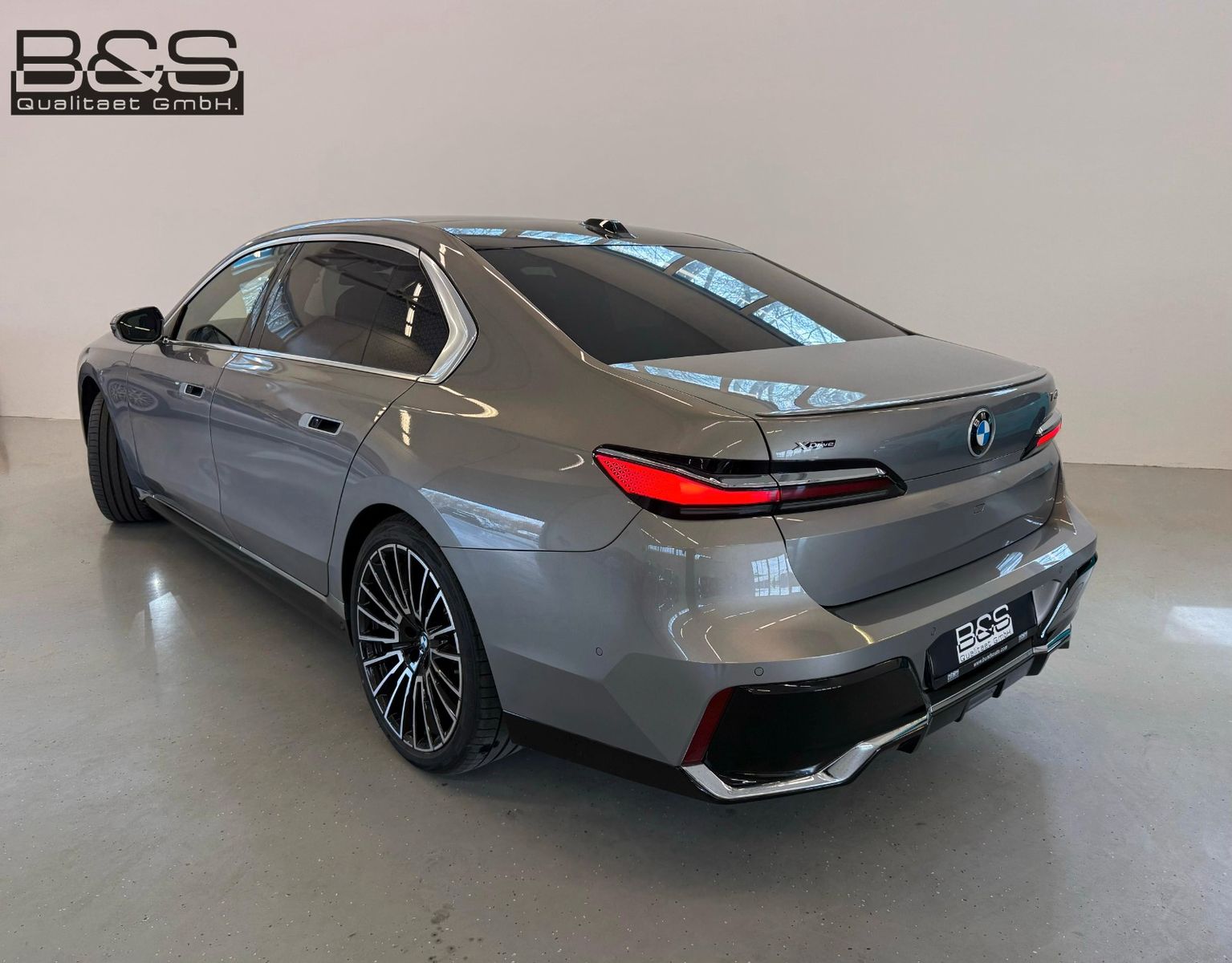 Fahrzeugabbildung BMW 740 d xDrive M Sport |VOLL |MWST AUSWB |