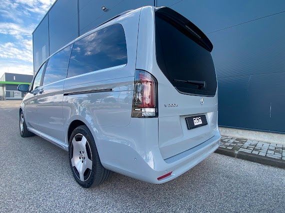 Fahrzeugabbildung Mercedes-Benz V300 d 4MATIC EXCLUSIVE lang AMG DISTR,PANO,BURM
