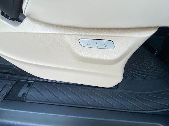 Fahrzeugabbildung Mercedes-Benz V300 d 4MATIC EXCLUSIVE lang AMG DISTR,PANO,BURM