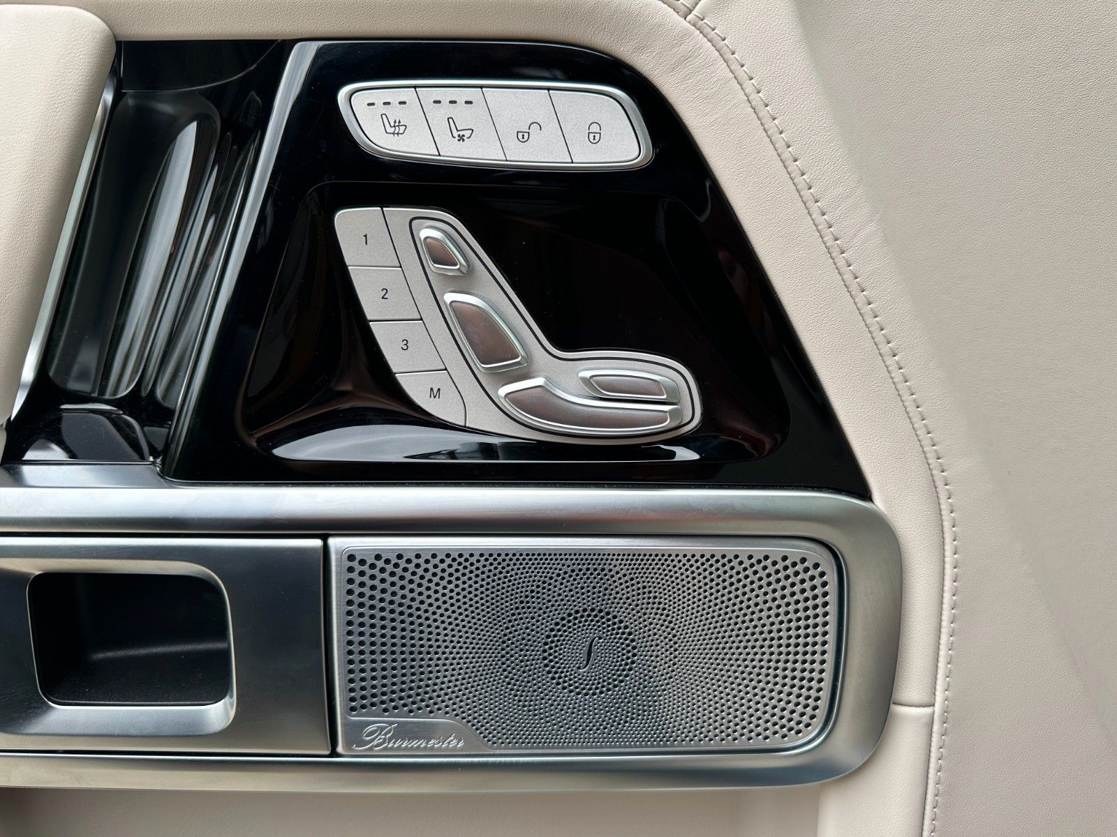 Fahrzeugabbildung Mercedes-Benz G EQ  580 AMG Line DISTR,SHD,BURM,360,PREMPLUS