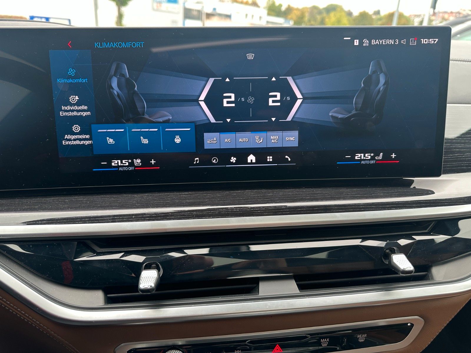 Fahrzeugabbildung BMW X6M Competition ACC,HUD,SKYL,HARMAN,SOFTCL,AHK..