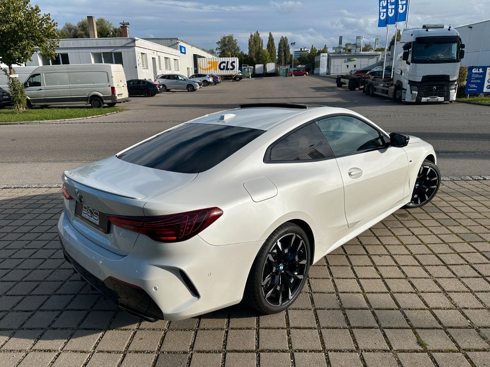 Fahrzeugabbildung BMW M440 d xDrive Coupe ACC,HUD,HARMAN,360,Usw