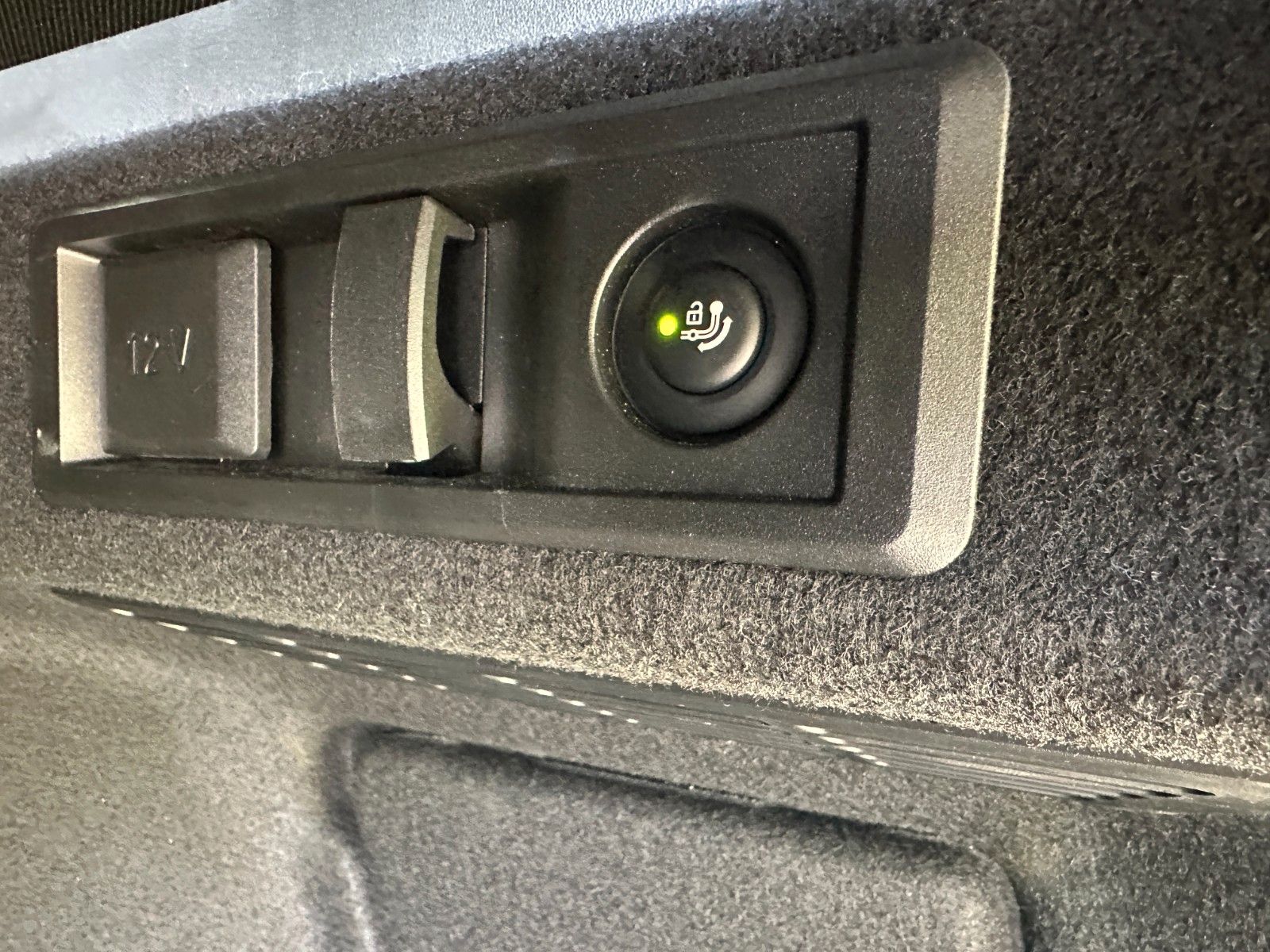 Fahrzeugabbildung BMW X3 20d xDr MSport ACC,HUD,HARMAN,AHK,360,SITZKL.