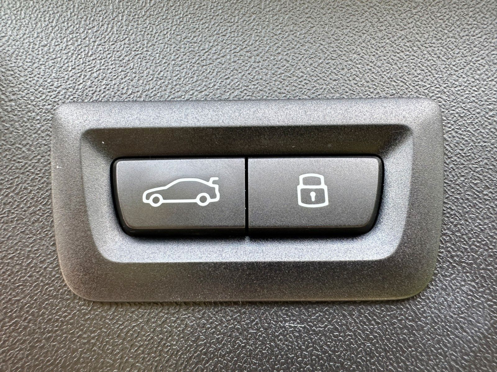 Fahrzeugabbildung BMW X3 20d xDr MSport ACC,HUD,HARMAN,AHK,360,SITZKL.