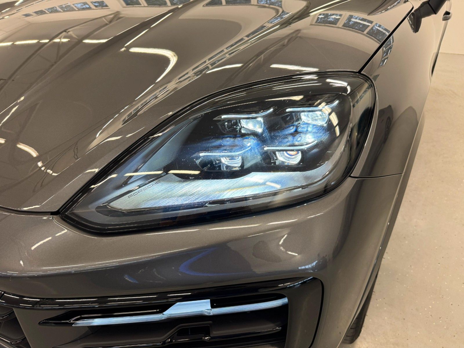 Fahrzeugabbildung Porsche Cayenne Coupe S ACC,HUD,PANO,BOSE,LUFT,AHK,Usw