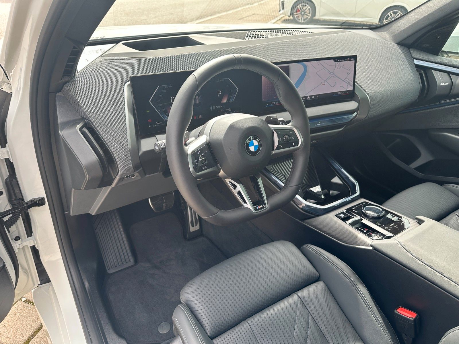 Fahrzeugabbildung BMW X3 20 xDrive MSport ACC,HUD,PANO,HARMAN,21"