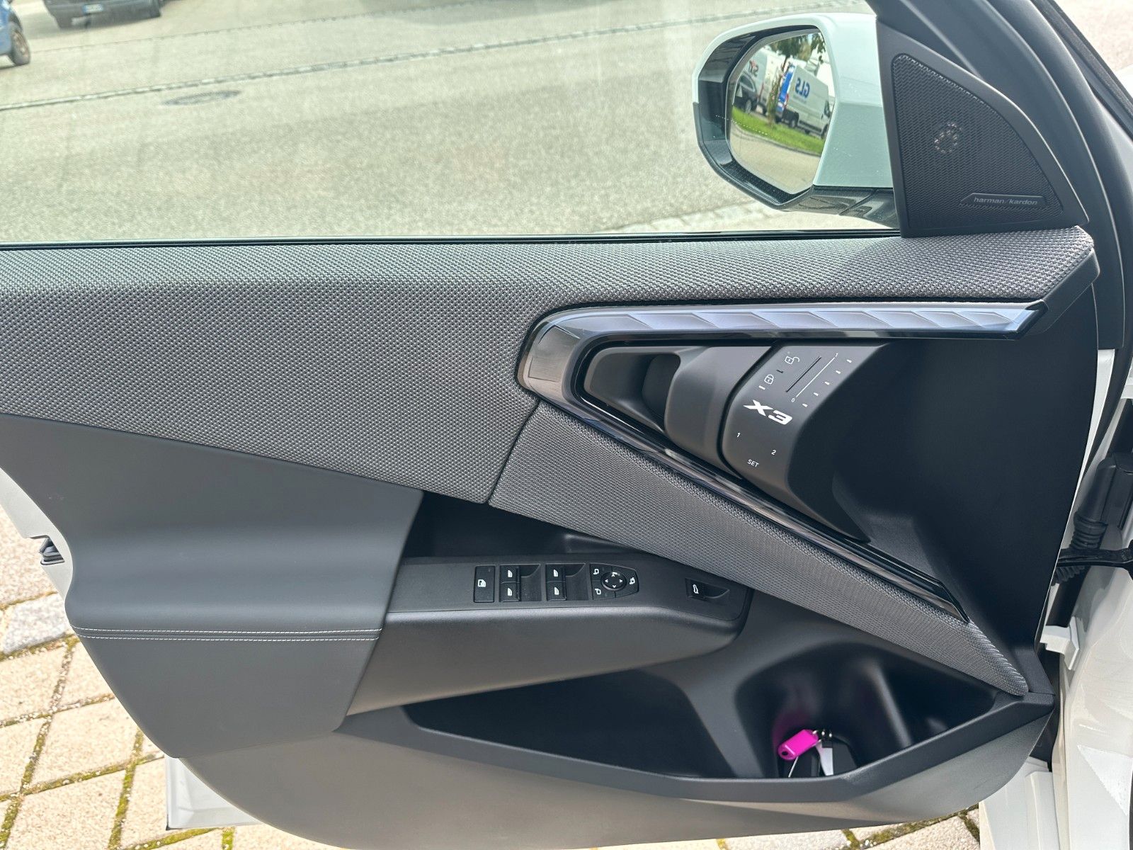 Fahrzeugabbildung BMW X3 20 xDrive MSport ACC,HUD,PANO,HARMAN,21"