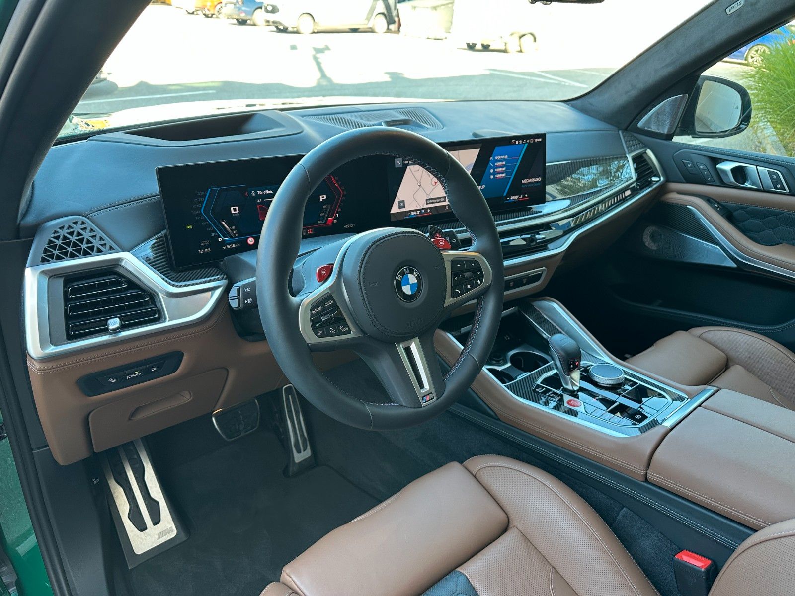 Fahrzeugabbildung BMW X5 M Comp,ACC,B&W,AHK,SKYL,MASSAGE,SOFTCL,usw
