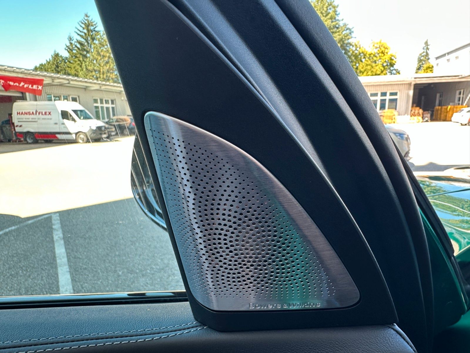 Fahrzeugabbildung BMW X5 M Comp,ACC,B&W,AHK,SKYL,MASSAGE,SOFTCL,usw