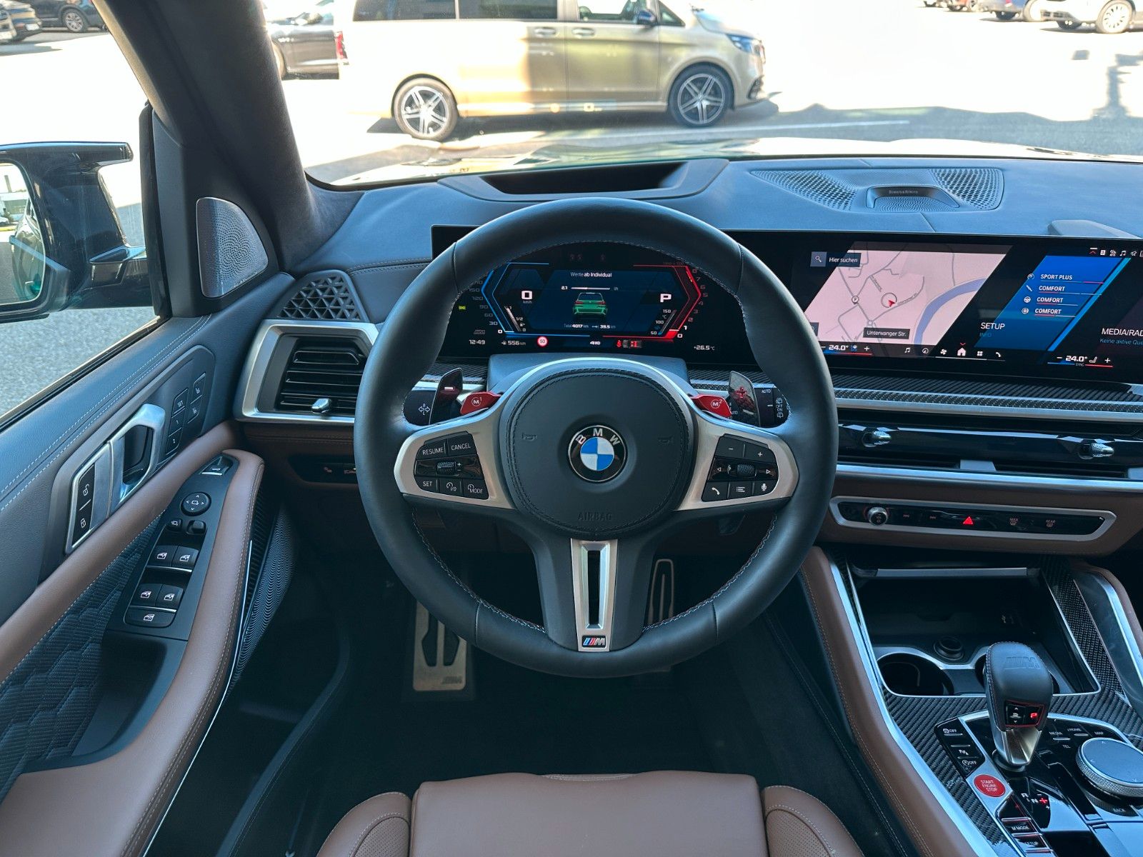 Fahrzeugabbildung BMW X5 M Comp,ACC,B&W,AHK,SKYL,MASSAGE,SOFTCL,usw