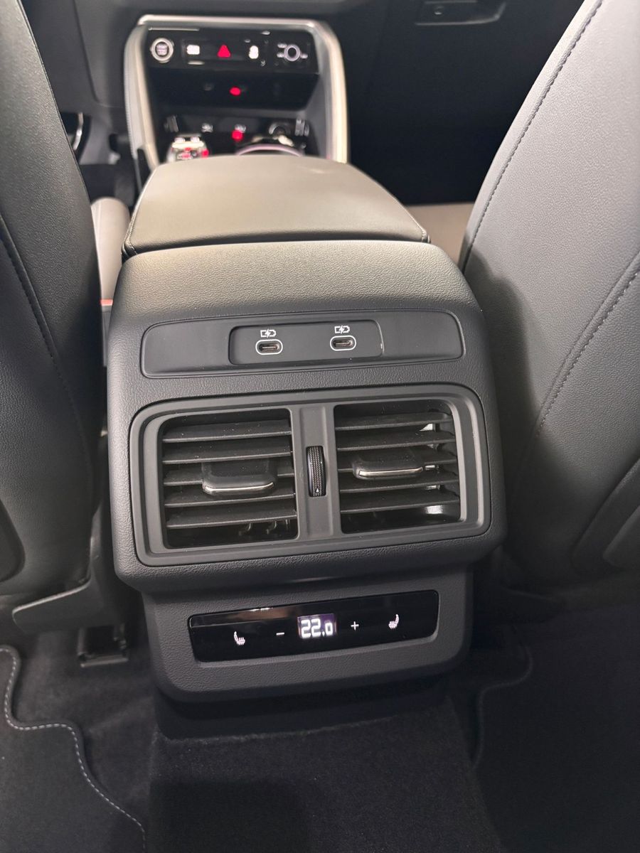 Fahrzeugabbildung Audi Q5 Sportback quattro S Line ACC,HUD,MATRIX,B&O..