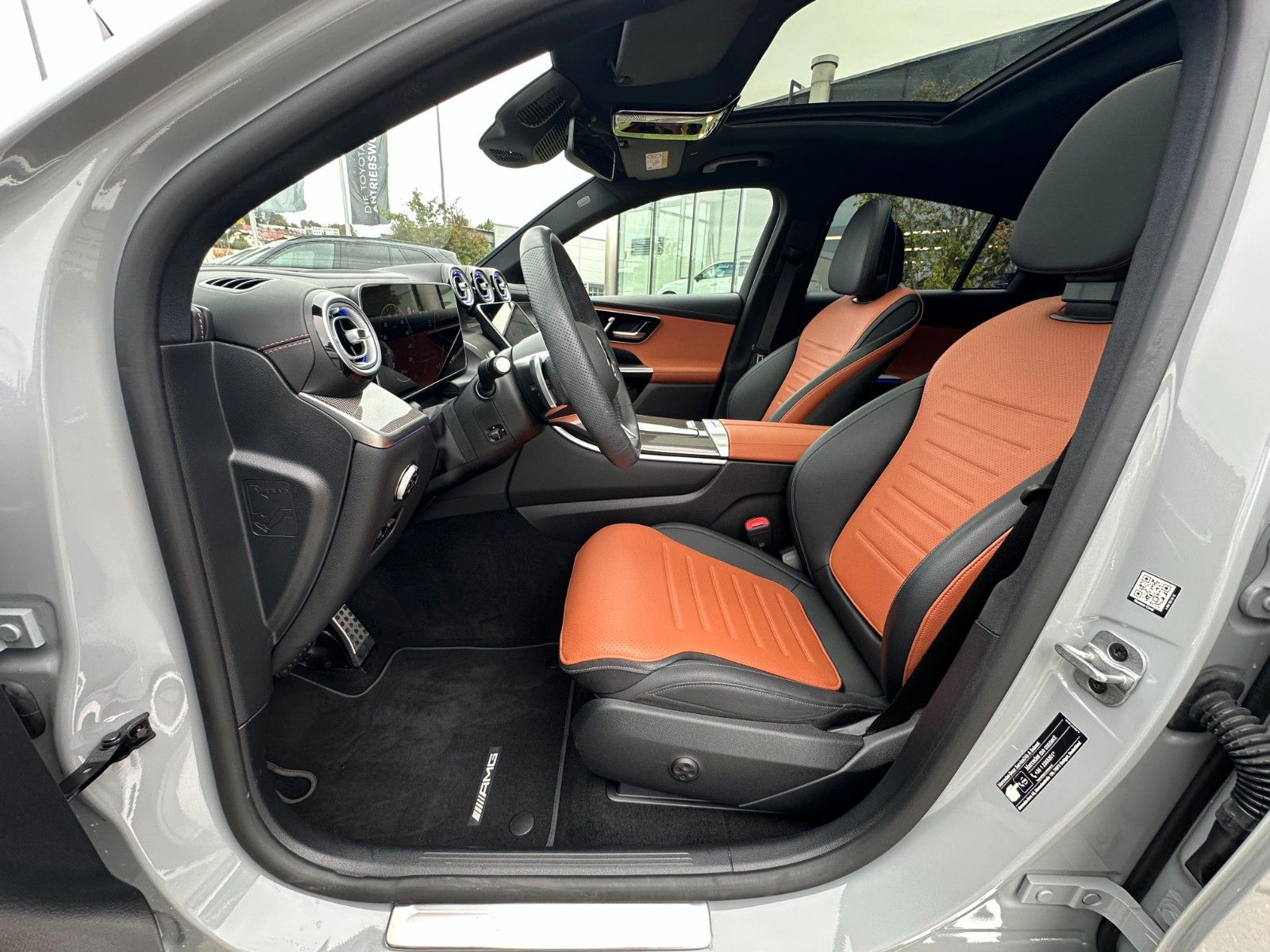 Fahrzeugabbildung Mercedes-Benz GLC 300d Coupe 4Matic DISTR,HUD,PANO,BURM,AHK...