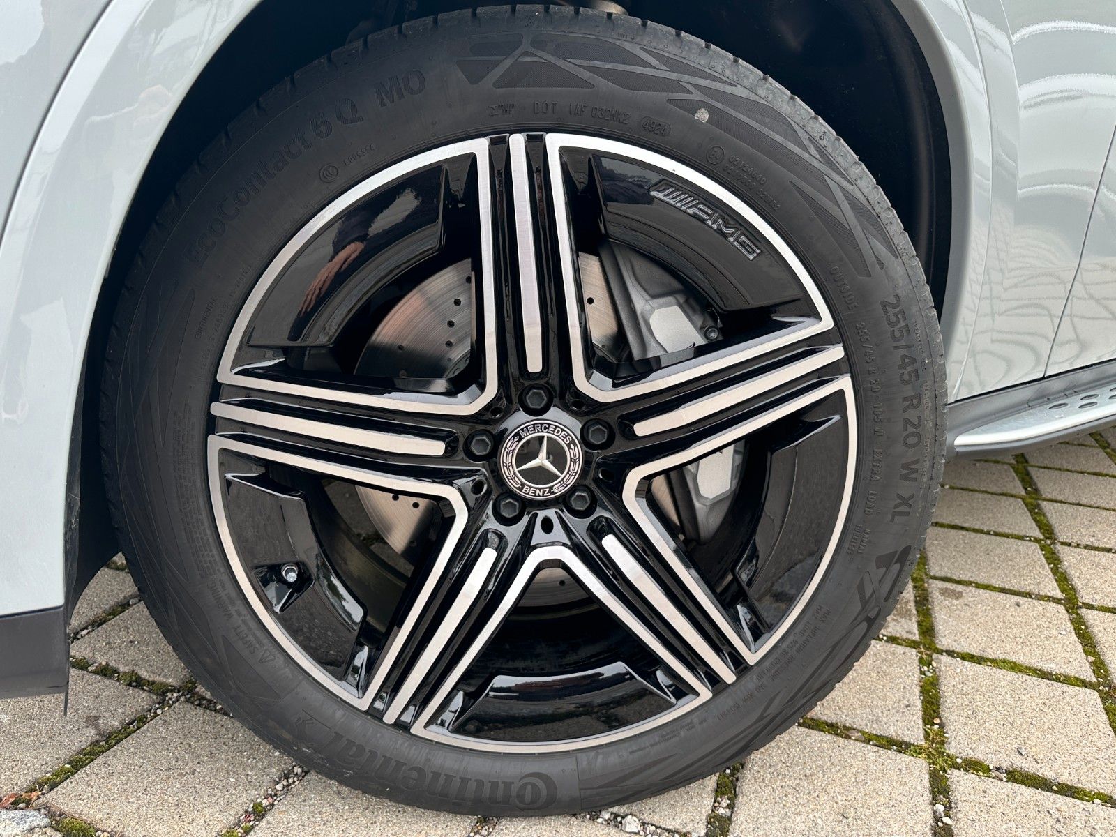 Fahrzeugabbildung Mercedes-Benz GLC 300d Coupe 4Matic DISTR,HUD,PANO,BURM,AHK...
