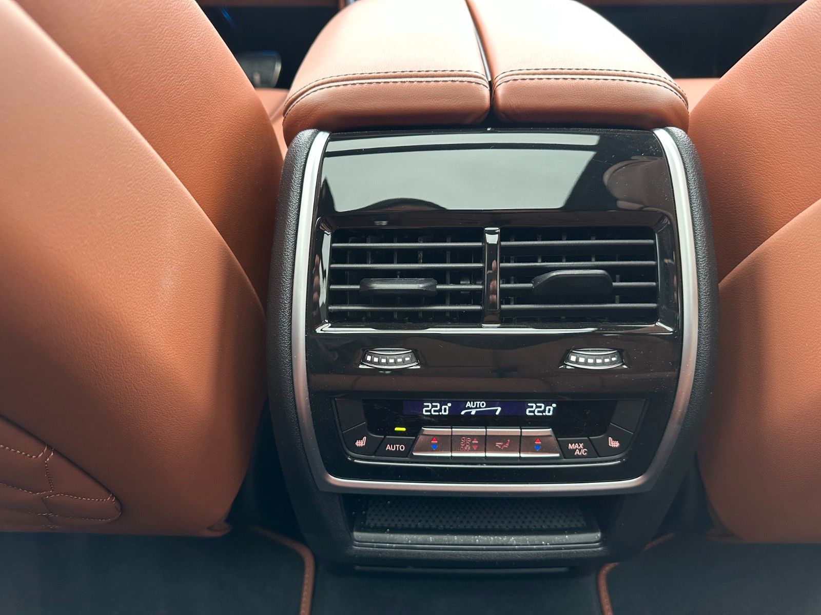 Fahrzeugabbildung BMW X7 xDr 40d M Sport,Skylounge,Aktivlenk,AHK,usw.