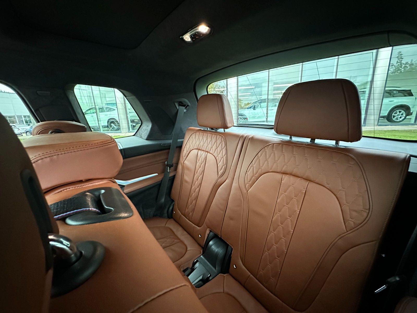 Fahrzeugabbildung BMW X7 xDr 40d M Sport,Skylounge,Aktivlenk,AHK,usw.