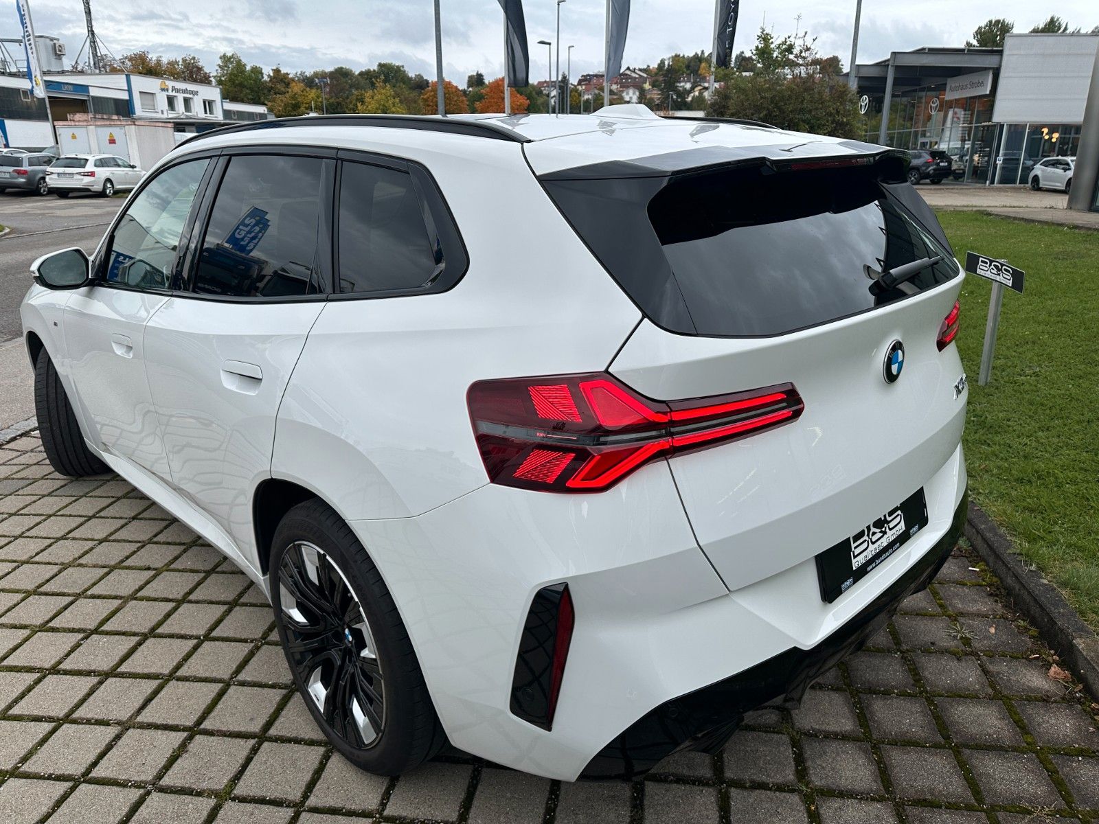 Fahrzeugabbildung BMW X3 20d xDrive M Sport,Panorama,Harman,ACC,usw.