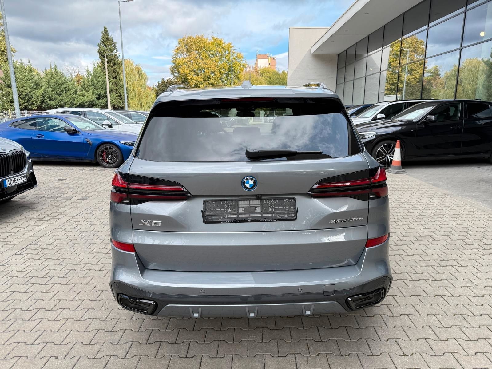Fahrzeugabbildung BMW X5 50e xDrive MSport ACC,HUD,PANO,HARMAN,LUFT,..