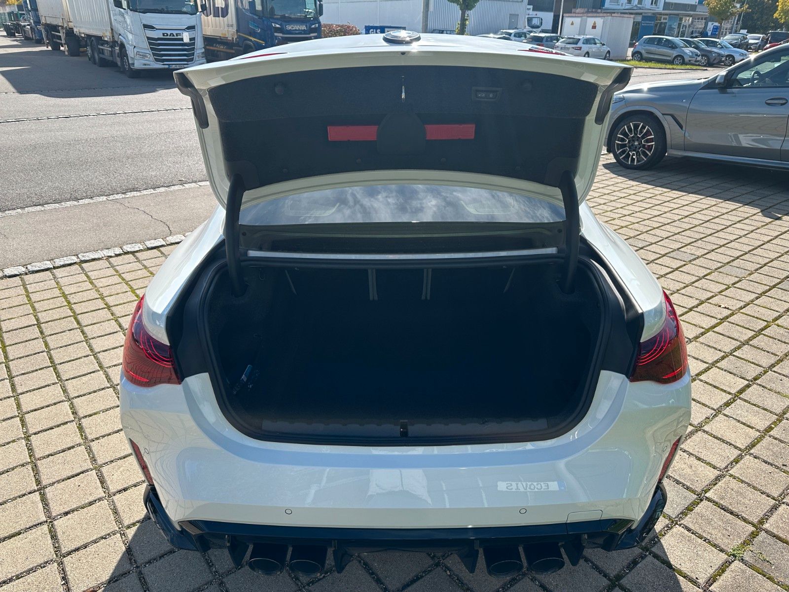 Fahrzeugabbildung BMW M4 Coupe M xDrive Competition ACC,HUD,HARMAN,360