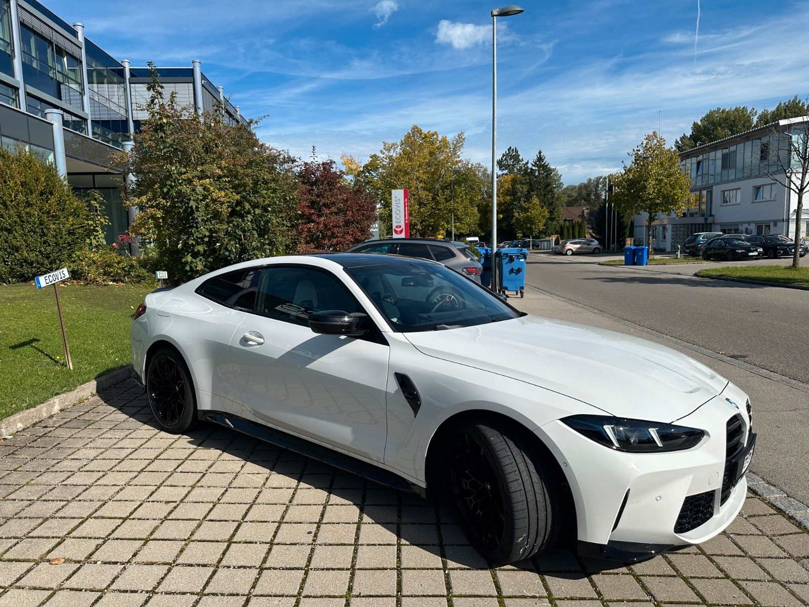 Fahrzeugabbildung BMW M4 Coupe M xDrive Competition ACC,HUD,HARMAN,360