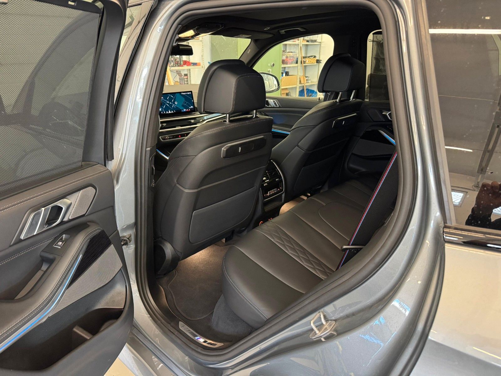 Fahrzeugabbildung BMW X5 40d xDrive MSport ACC,HUD,PANO,HARMAN,LUFT...
