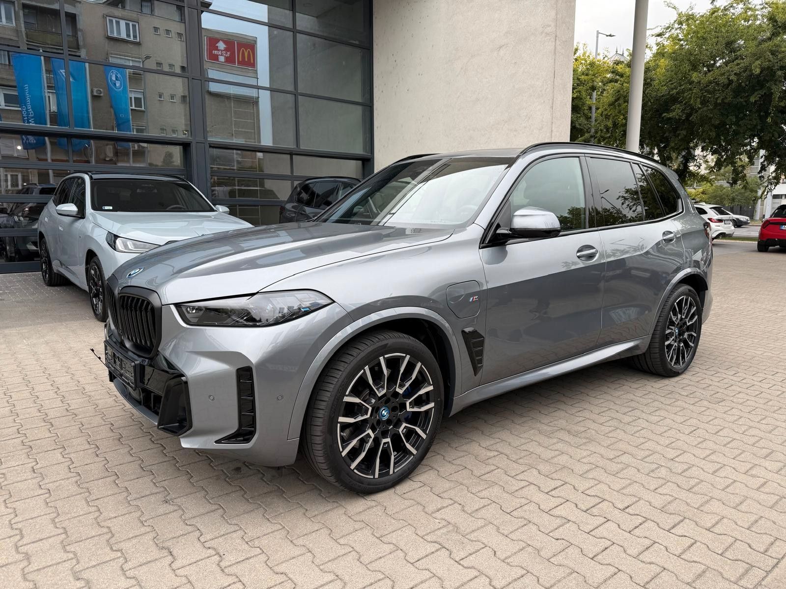 BMW X5 50e xDrive MSport ACC,HUD,PANO,HARMAN,LUFT...