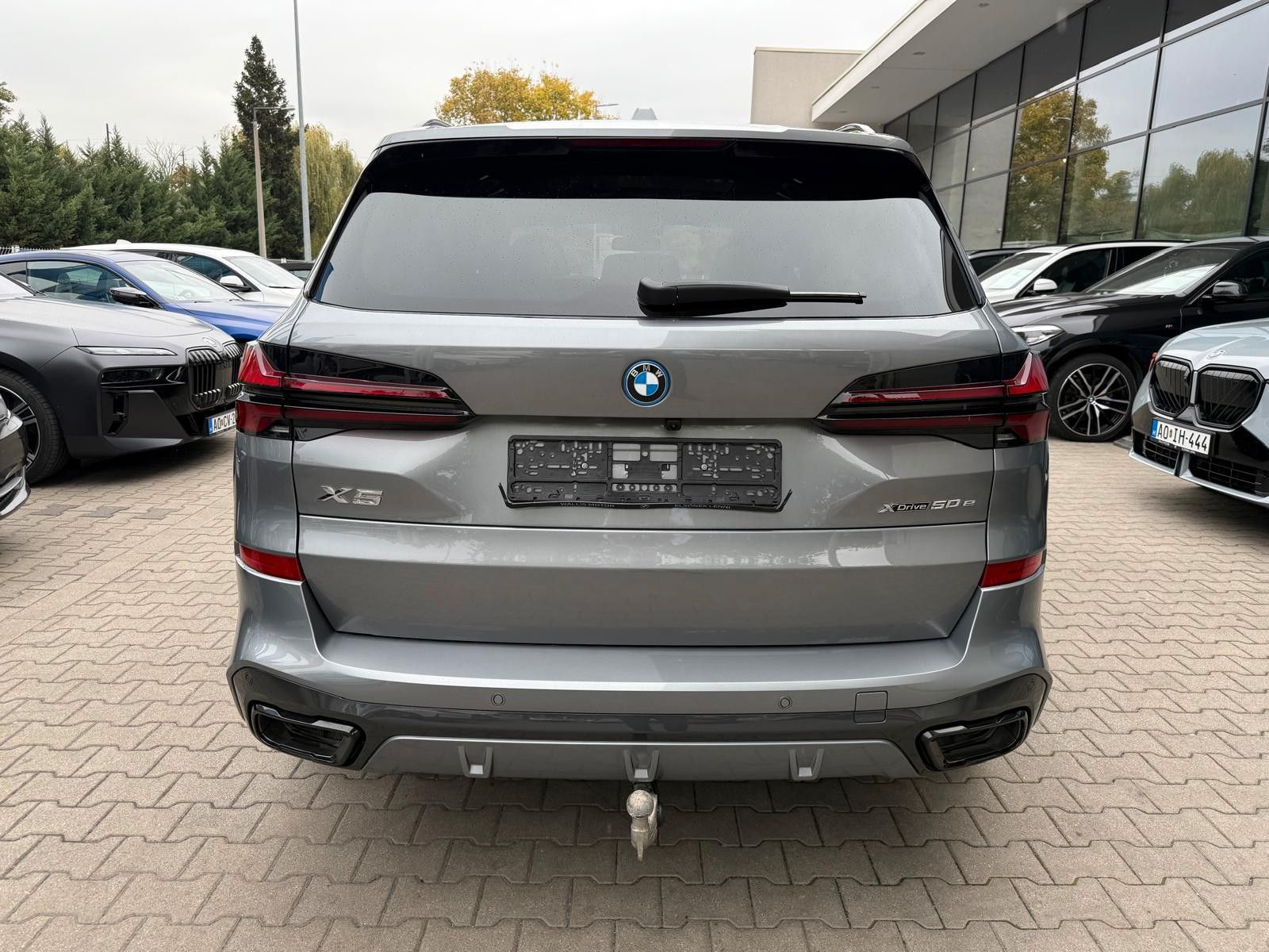 Fahrzeugabbildung BMW X5 50e xDrive MSport ACC,HUD,PANO,HARMAN,LUFT...