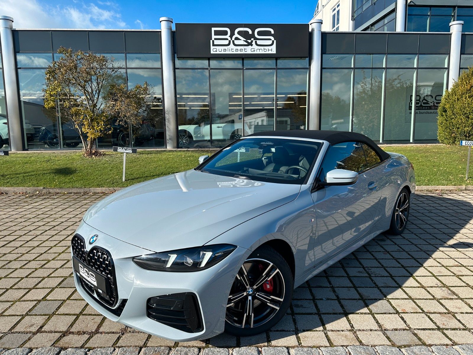 Fahrzeugabbildung BMW 420d MSport Cabrio  ACC,HUD,HARMAN,360,Usw