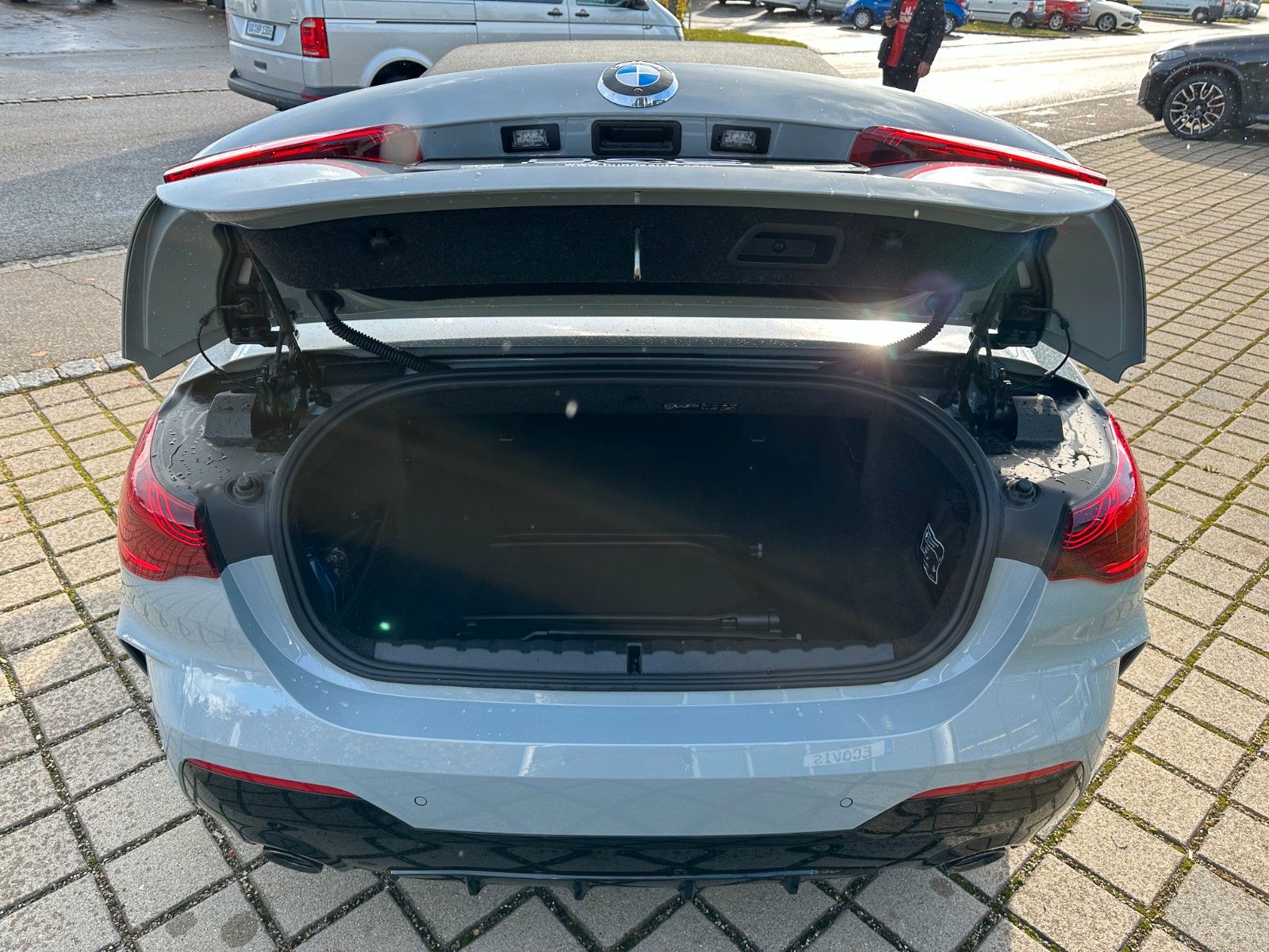 Fahrzeugabbildung BMW 420d MSport Cabrio  ACC,HUD,HARMAN,360,Usw