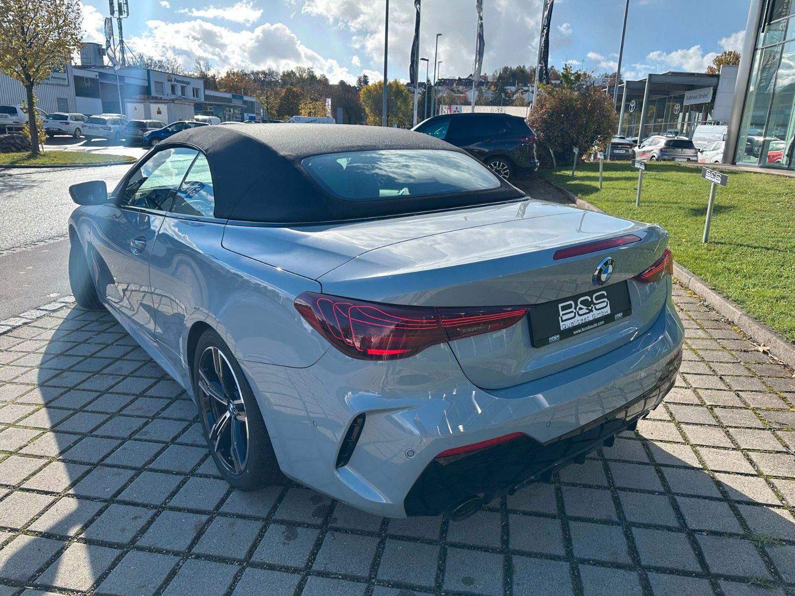 Fahrzeugabbildung BMW 420d MSport Cabrio  ACC,HUD,HARMAN,360,Usw