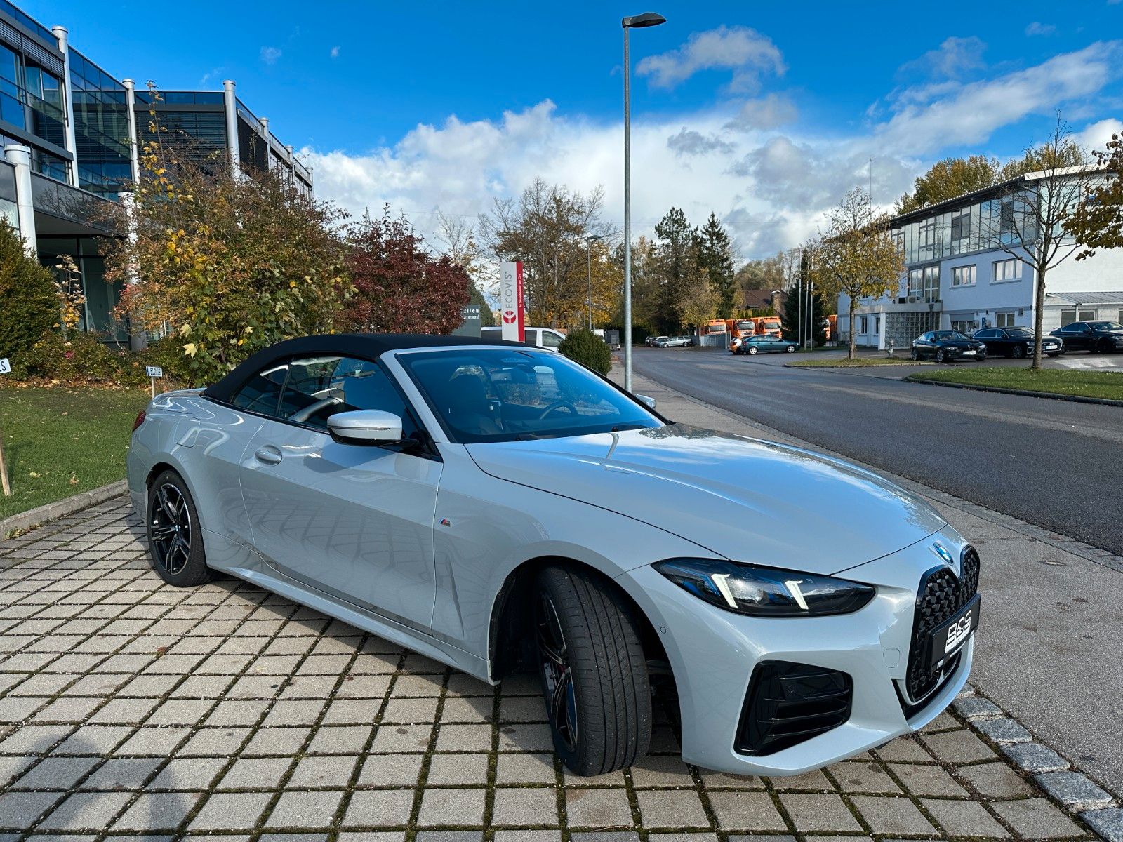 Fahrzeugabbildung BMW 420d MSport Cabrio  ACC,HUD,HARMAN,360,Usw