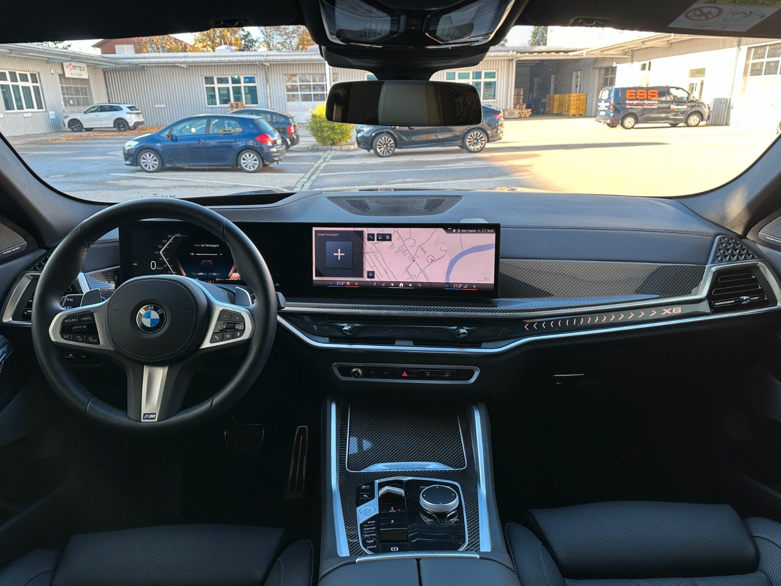 Fahrzeugabbildung BMW X6 30d xDrive MSport ACC,HUD,PANO,HARMAN,360,Usw