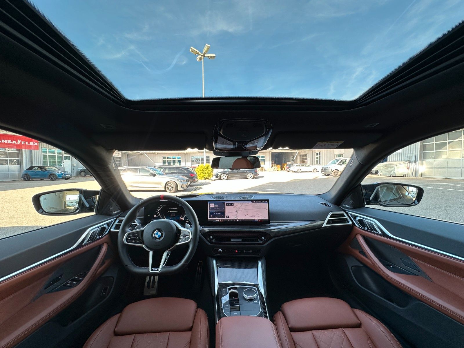 Fahrzeugabbildung BMW M440i Gran Coupe xDrive ACC,HUD,Glasdach,HARMAN