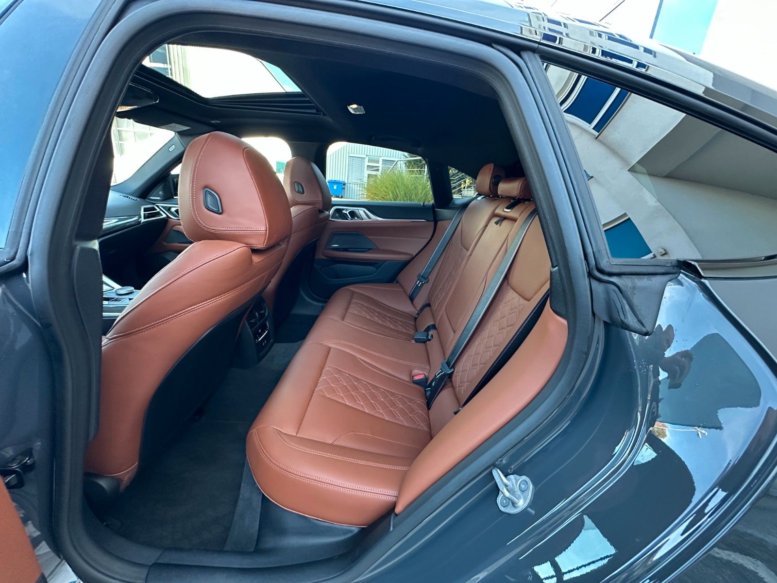 Fahrzeugabbildung BMW M440i Gran Coupe xDrive ACC,HUD,Glasdach,HARMAN