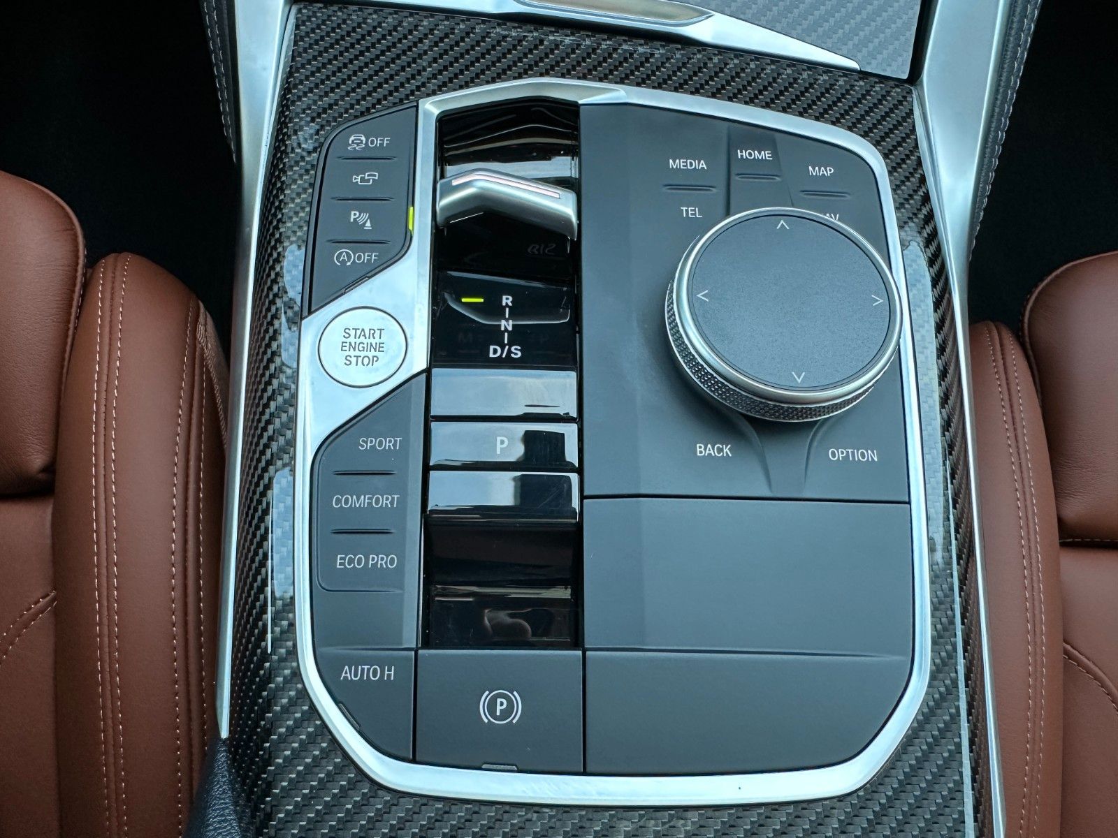 Fahrzeugabbildung BMW M440i Gran Coupe xDrive ACC,HUD,Glasdach,HARMAN