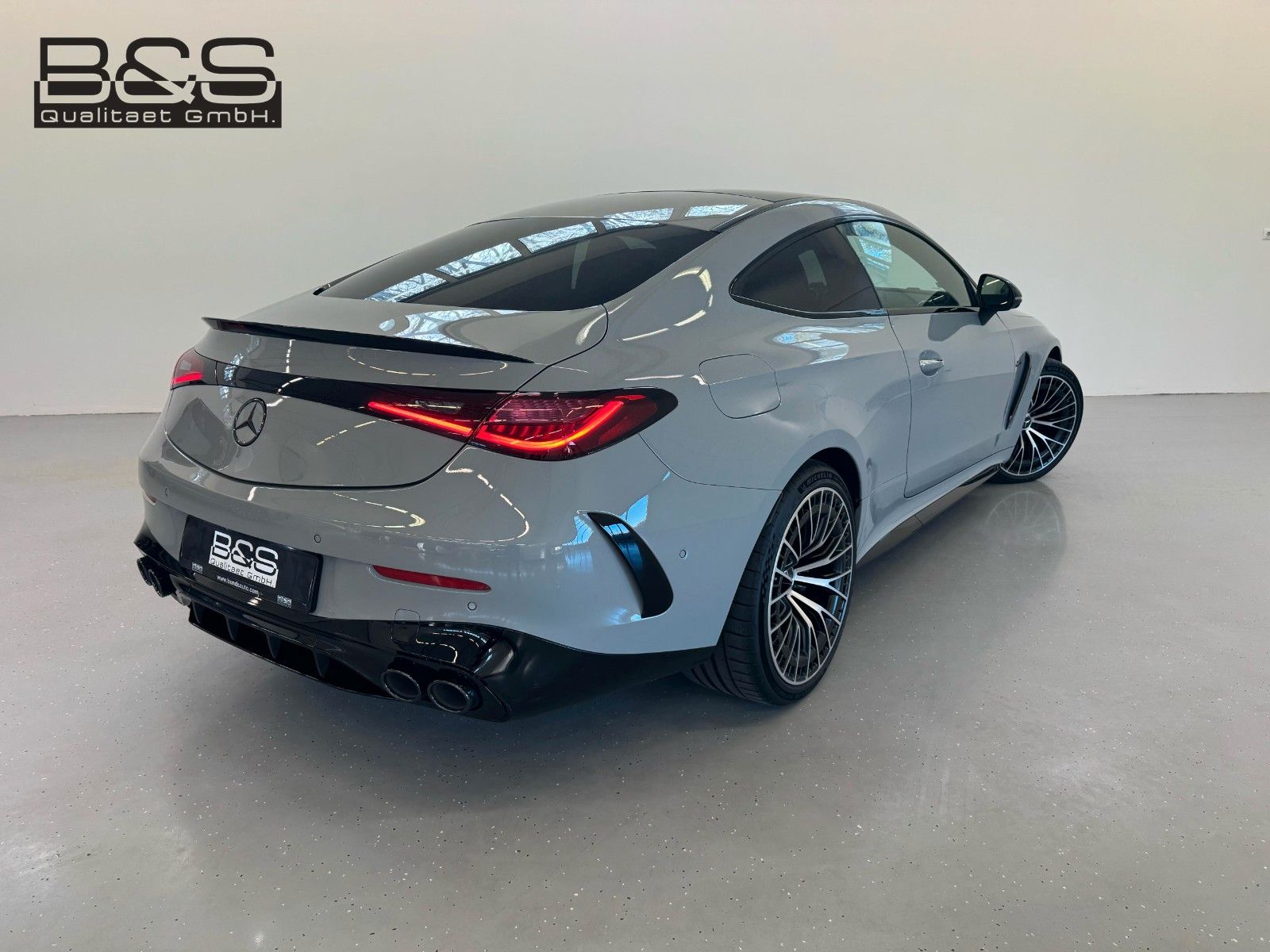 Fahrzeugabbildung Mercedes-Benz CLE 53 AMG 4Matic Premium Plus DISTR,HUD,BURM...