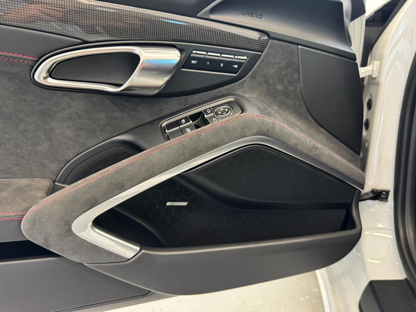 Fahrzeugabbildung Porsche 991 Targa 4 GTS SPORT CHRONO,CARBON,BOSE