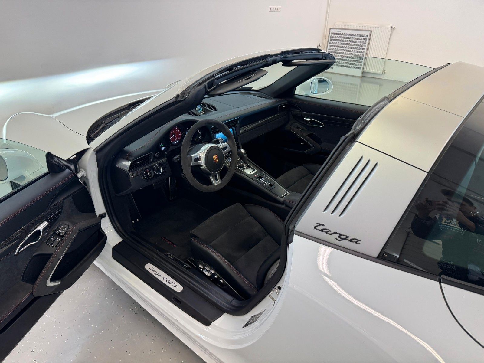 Fahrzeugabbildung Porsche 991 Targa 4 GTS SPORT CHRONO,CARBON,BOSE