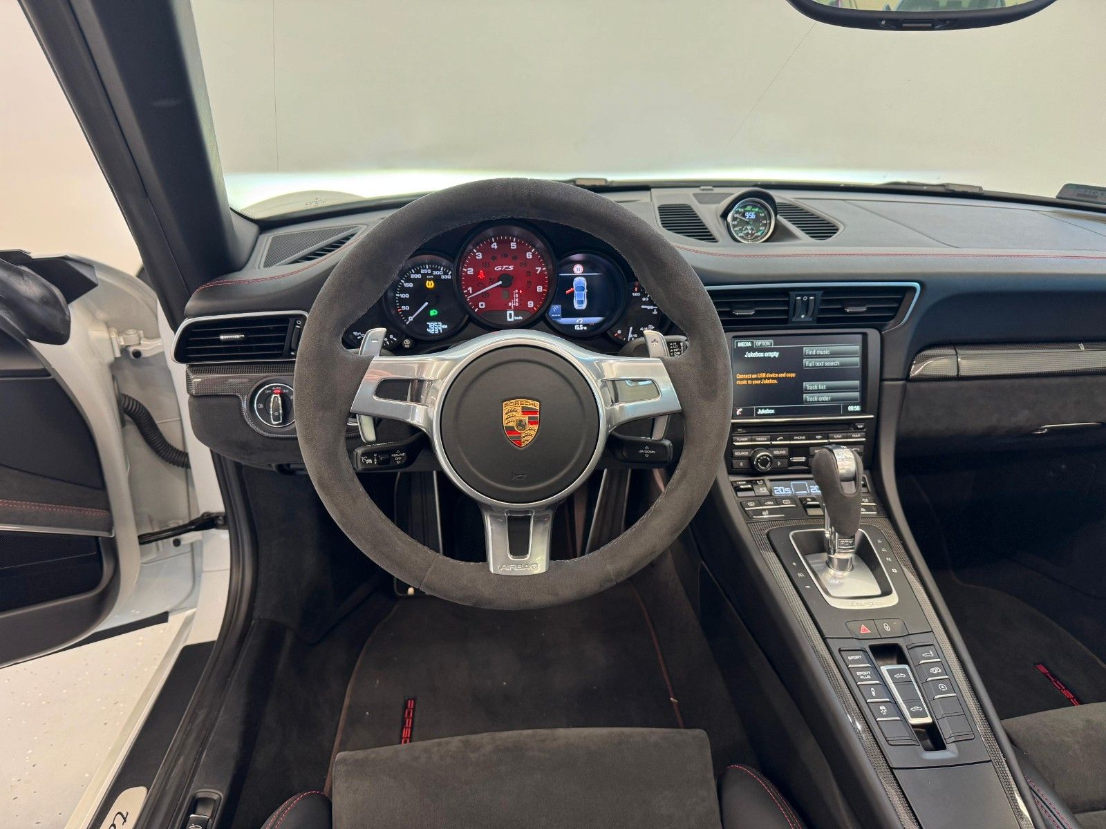 Fahrzeugabbildung Porsche 991 Targa 4 GTS SPORT CHRONO,CARBON,BOSE