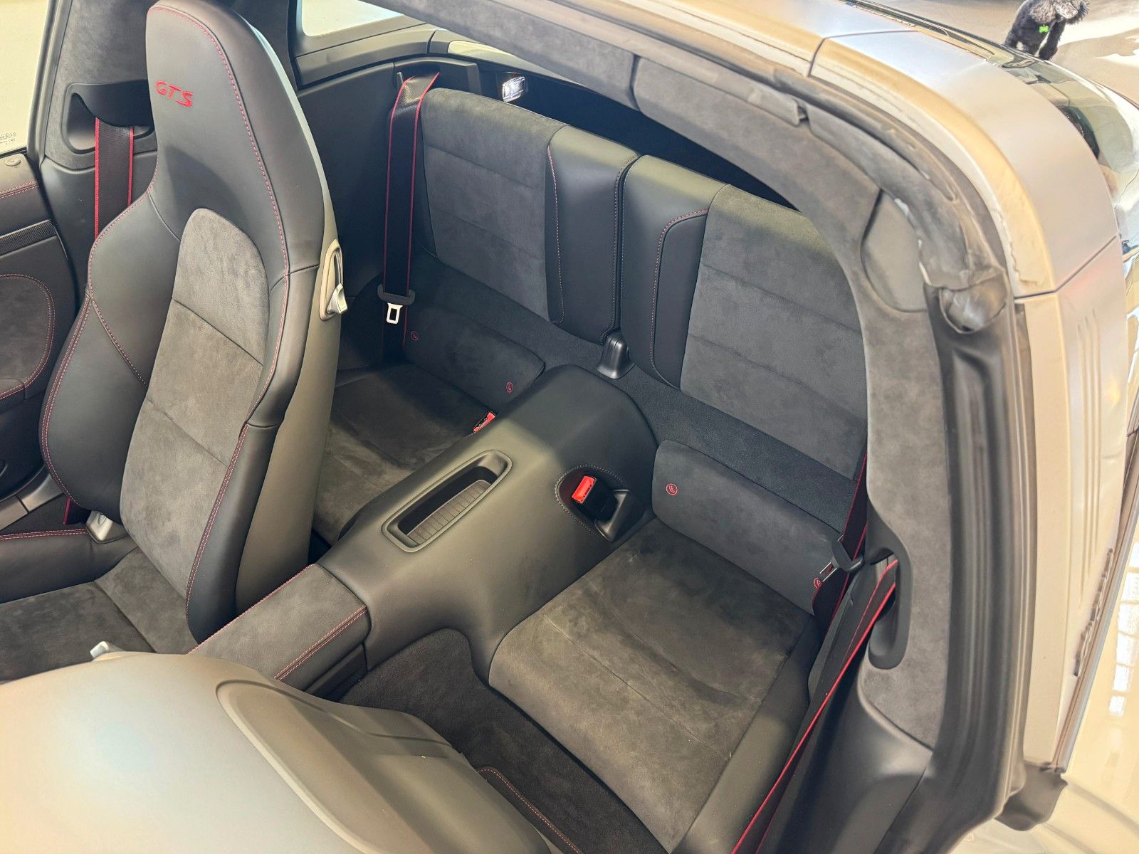 Fahrzeugabbildung Porsche 991 Targa 4 GTS SPORT CHRONO,CARBON,BOSE