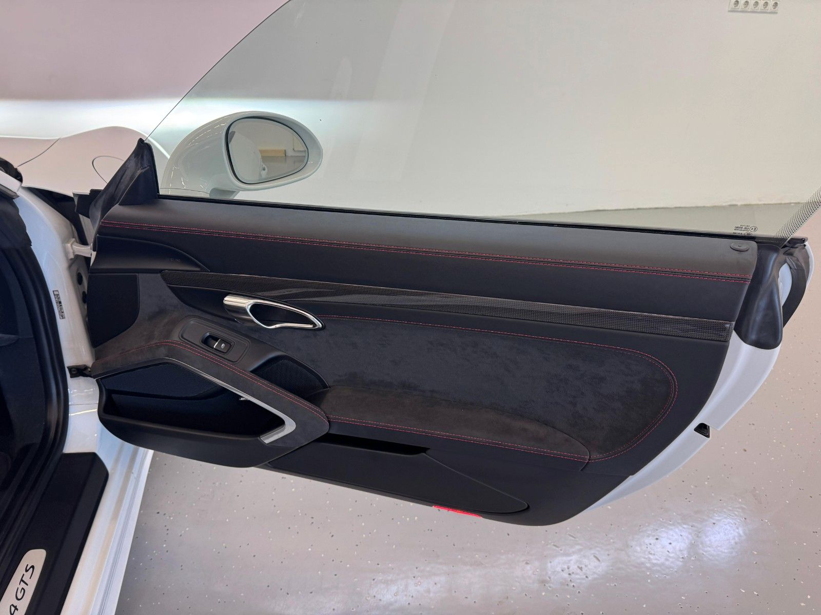 Fahrzeugabbildung Porsche 991 Targa 4 GTS SPORT CHRONO,CARBON,BOSE