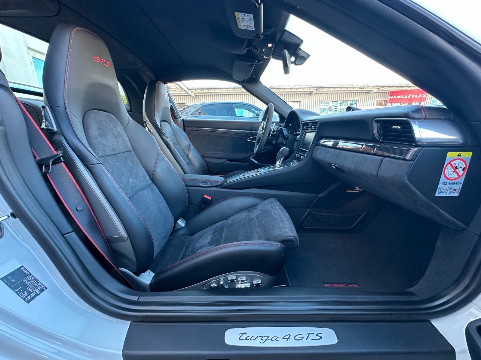 Fahrzeugabbildung Porsche 991 Targa 4 GTS SPORT CHRONO,CARBON,BOSE